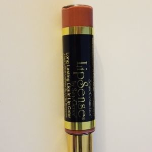 Closed business  lipsense